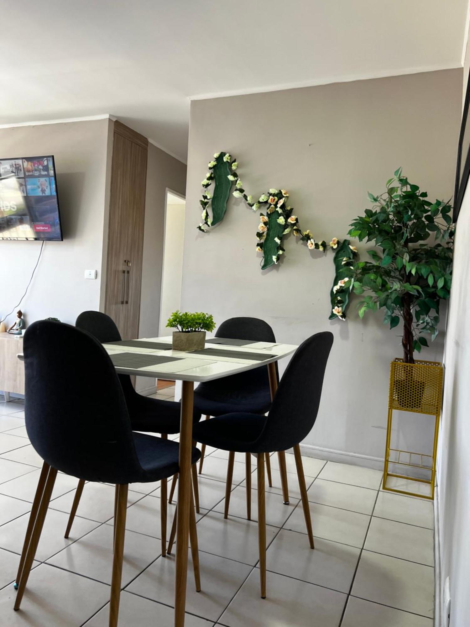 Apartamento Depto Comodo Ideal Familias, 3 Habitaciones, Wifi, Estacionamiento Privado, Cercano A Paramericana 5 *