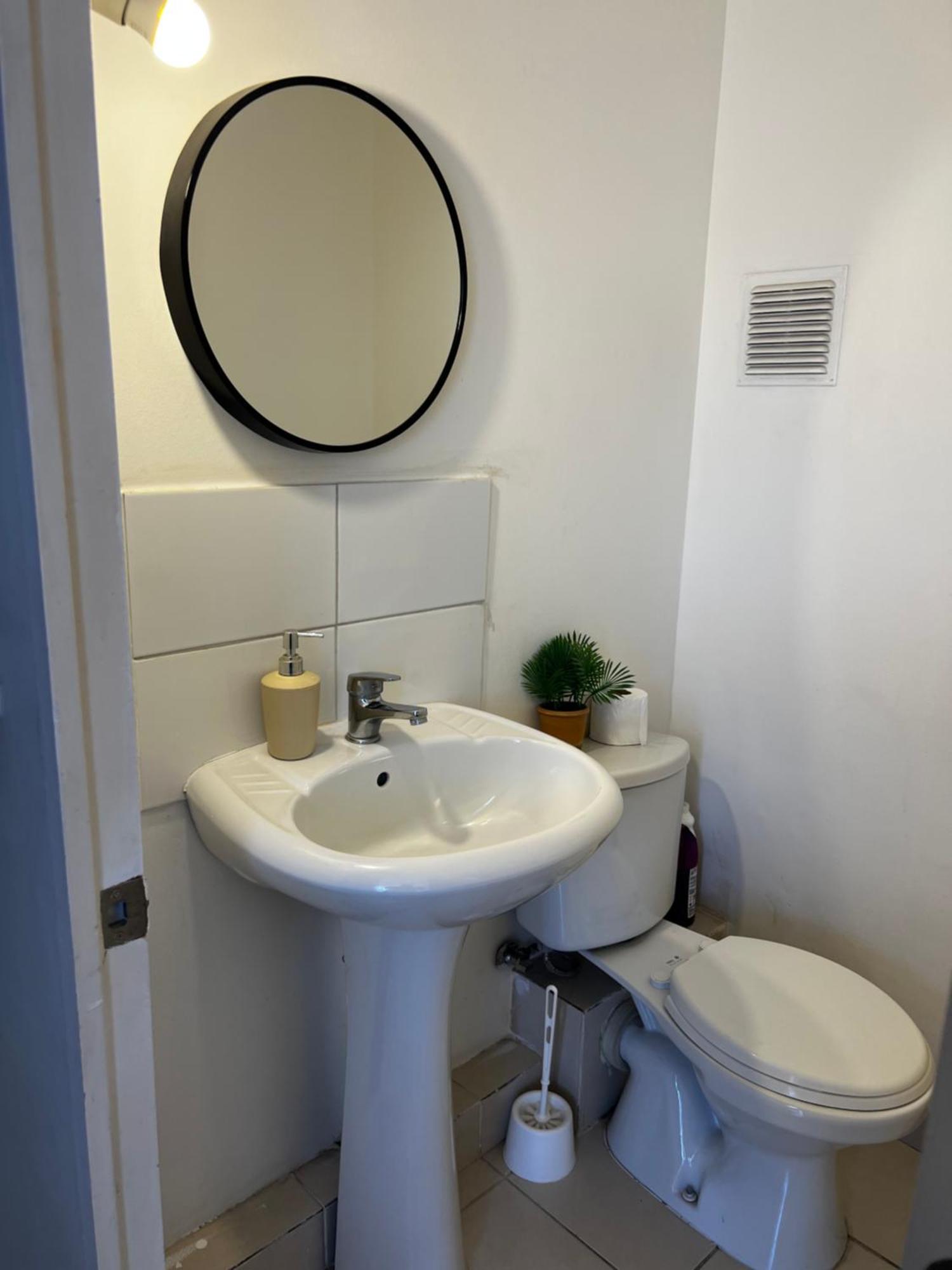 Depto Comodo Ideal Familias, 3 Habitaciones, Wifi, Estacionamiento Privado, Cercano A Paramericana 5 Apartamento